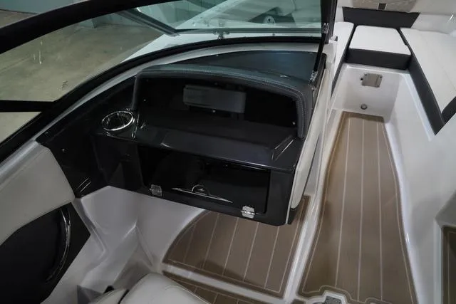 Slide: The Image of Monterey M-225 2025 - 13