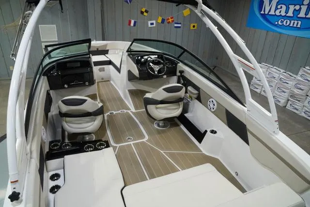 Slide: The Image of Monterey M-225 2025 - 21