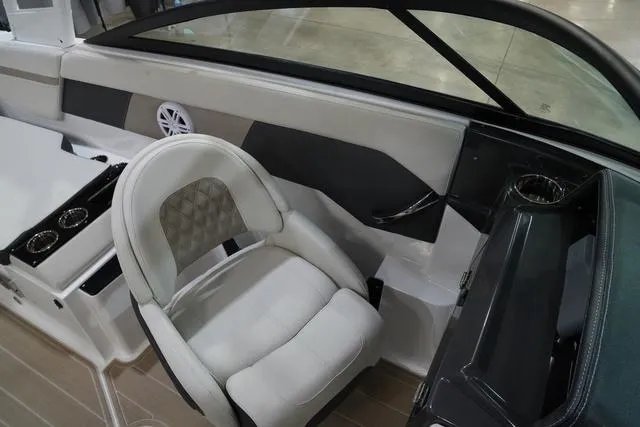 Slide: The Image of Monterey M-225 2025 - 14