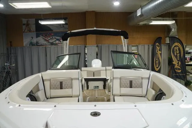 Slide: The Image of Monterey M-225 2025 - 4