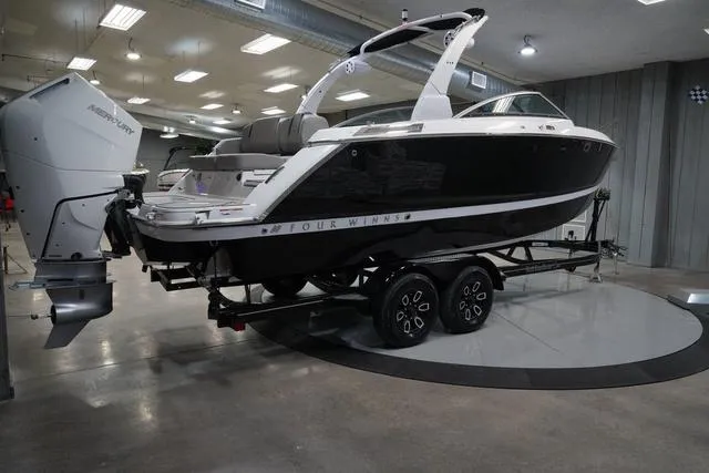 Slide: The Image of Four Winns H6 OB 2023 - 7