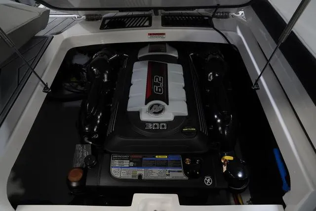 Slide: The Image of Monterey 238SS Super Sport 2025 - 20