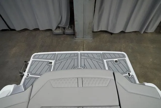 Slide: The Image of Monterey 238SS Super Sport 2025 - 22