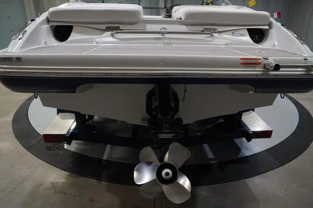 Slide: The Image of Crownline Boats 215 SS 2012 - 9