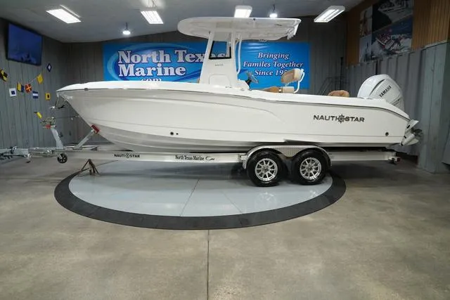 The Image of NauticStar 242L Offshore 2025 - 1