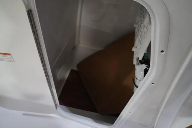 Slide: The Image of NauticStar 242L Offshore 2025 - 15