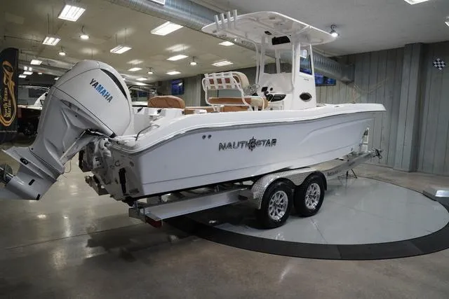 Slide: The Image of NauticStar 242L Offshore 2025 - 6