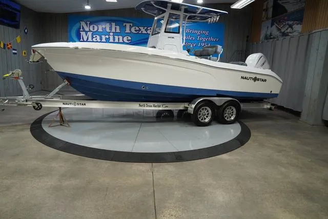 The Image of NauticStar 242L Offshore 2025 - 1