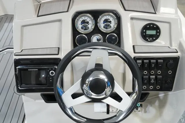 Slide: The Image of Starcraft SVX 211 OB 2024 - 13