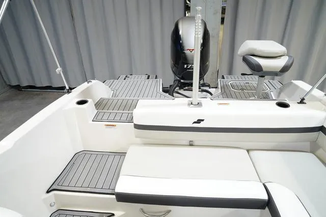 Slide: The Image of Starcraft SVX 211 OB 2024 - 15