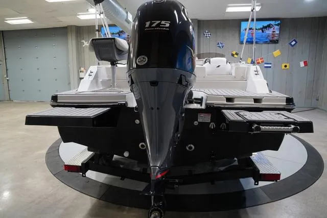 Slide: The Image of Starcraft SVX 211 OB 2024 - 6