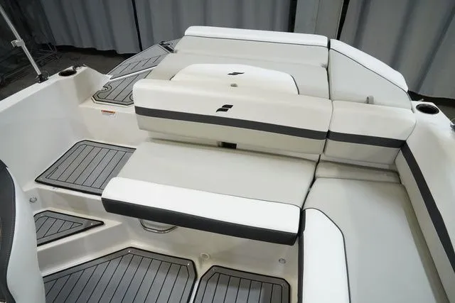 Slide: The Image of Starcraft SVX IO 211 2025 - 15