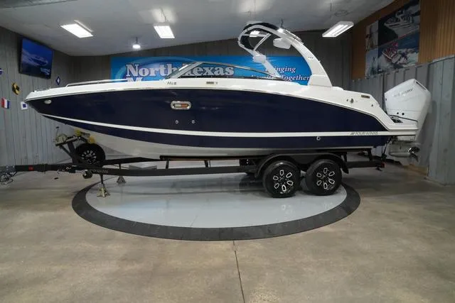 The Image of Four Winns HD8 OB 2025 - 1