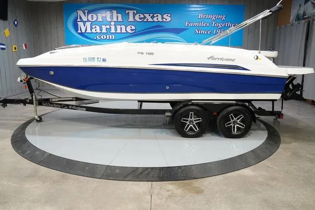 The Image of Hurricane SunDeck Sport 188 IO 2021 - 1