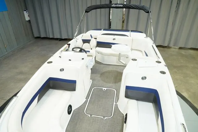 Slide: The Image of Hurricane SunDeck Sport 188 IO 2021 - 11