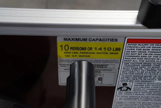 Slide: The Image of Starcraft EX Fish 20 FD 2025 - 13