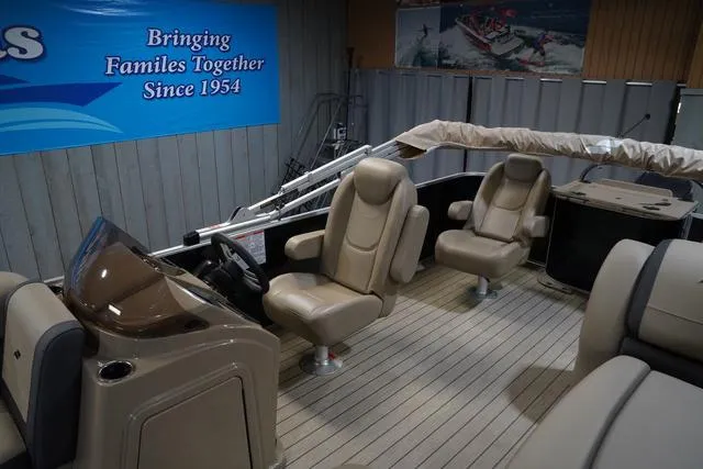 Slide: The Image of Starcraft EX Fish 22 FD 2025 - 12