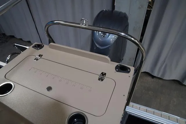 Slide: The Image of Starcraft EX Fish 22 FD 2025 - 17