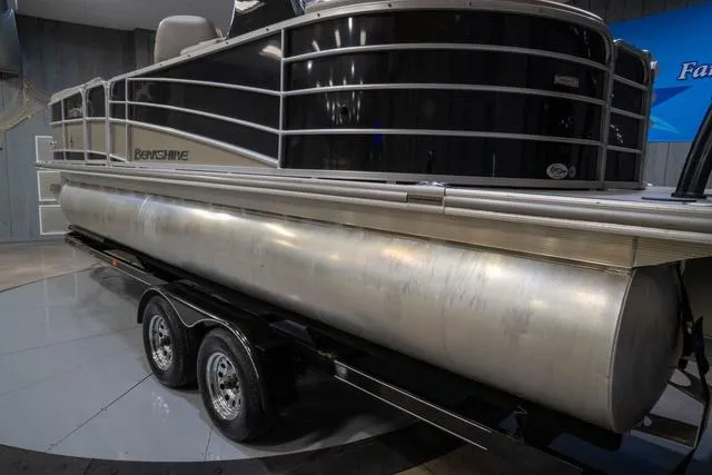 Slide: The Image of Berkshire 23RFX 3.0 2016 - 10