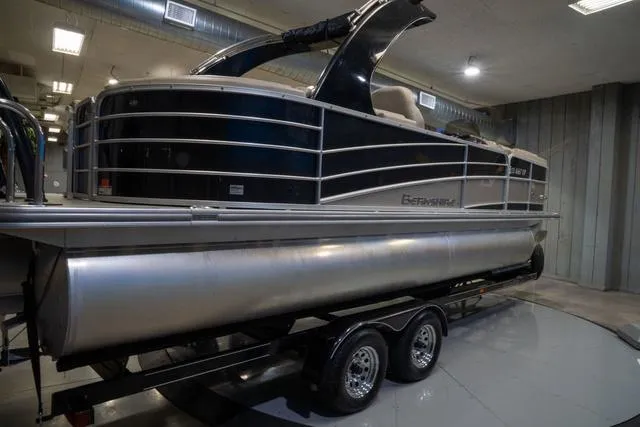 Slide: The Image of Berkshire 23RFX 3.0 2016 - 7