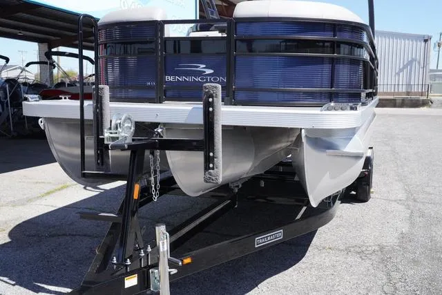 Slide: The Image of Bennington 24 LXSBA 2022 - 3