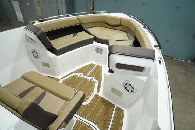 Slide: The Image of Monterey Elite 27 OB 2025 - 10