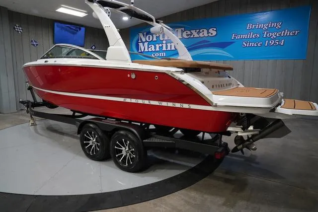 Slide: The Image of Four Winns H4 Surf 2025 - 9