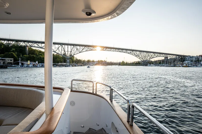 Slide: The Image of Queenship Explorer 1993 - 53