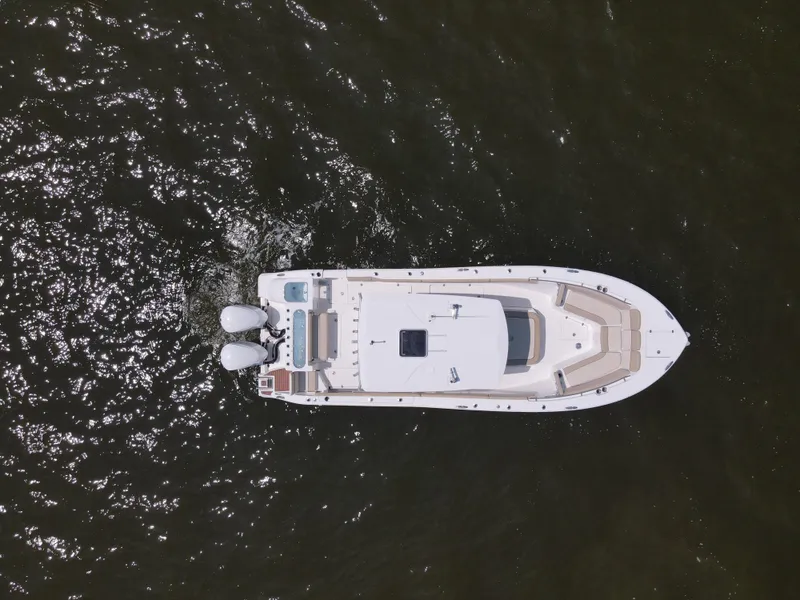 Slide: The Image of Sea Fox 328 Commander 2018 - 8