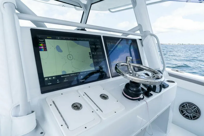 Slide: The Image of 2021 Yellowfin 42 Center Console Fin & Tonic - Helm/Electronics - 12