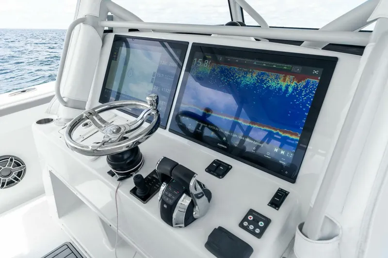 Slide: The Image of 2021 Yellowfin 42 Center Console Fin & Tonic - Helm/Electronics - 17