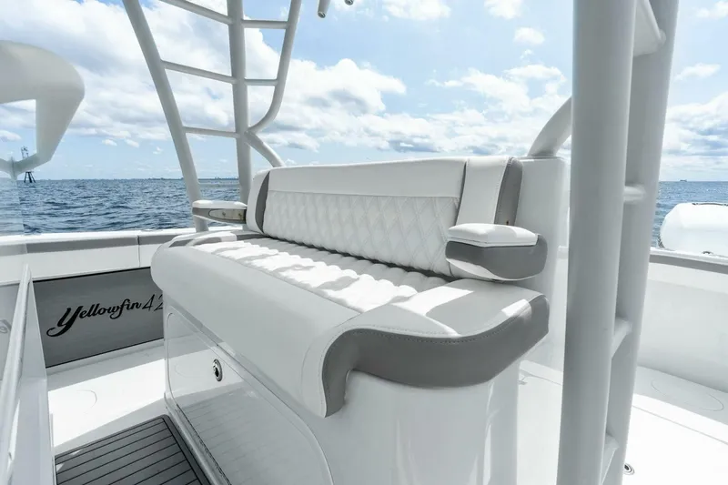 Slide: The Image of 2021 Yellowfin 42 Center Console Fin & Tonic - 40