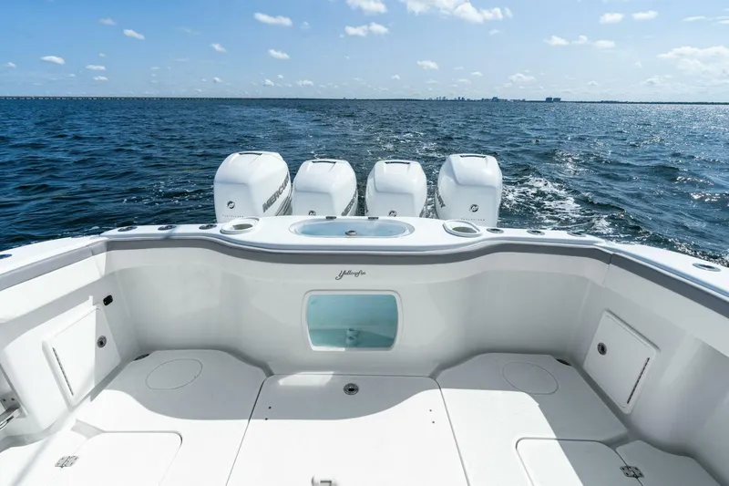Slide: The Image of 2021 Yellowfin 42 Center Console Fin & Tonic - 49