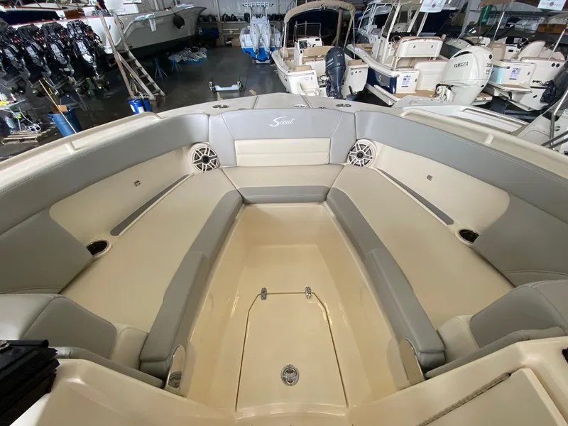 Slide: The Image of 2026 Scout 255 Dorado boat interior with spacious seating and modern design. - 9