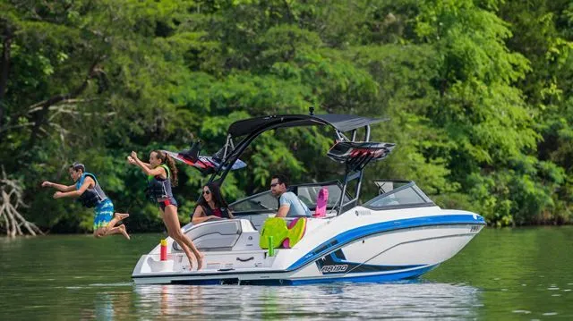 Slide: The Image of Yamaha AR190 2025 - 5