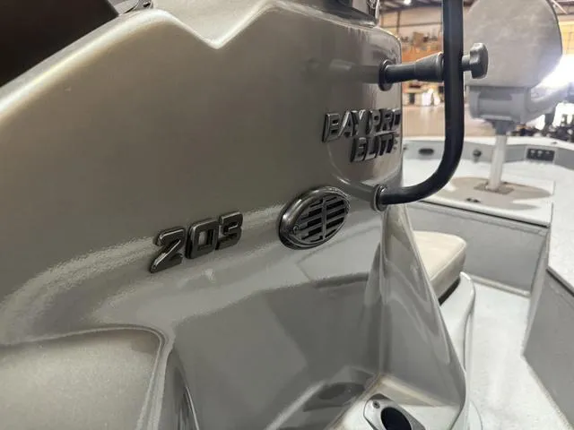 Slide: The Image of Excel Bay Pro Elite 203 W/Yamaha 115 "SHO" 2026 - 12