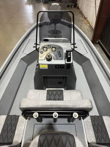 Slide: The Image of Excel Bay Pro Elite 203 W/Yamaha 115 "SHO" 2026 - 6