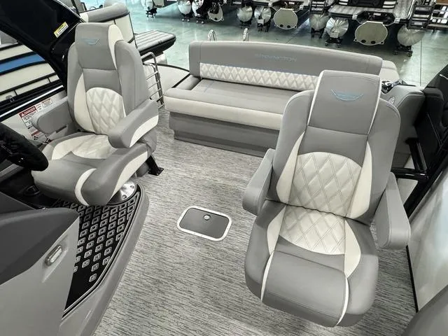 Slide: The Image of Bennington Q Swingback 25 QSBA 2025 - 11