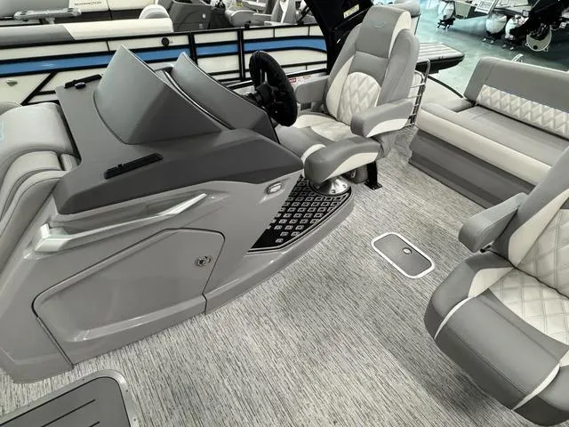 Slide: The Image of Bennington Q Swingback 25 QSBA 2025 - 12