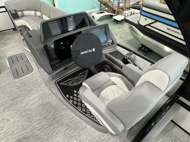 Slide: The Image of Bennington Q Swingback 25 QSBA 2025 - 13