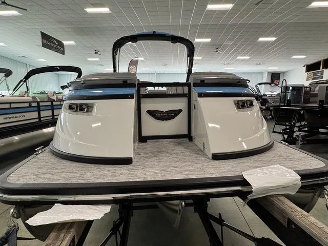 Slide: The Image of Bennington Q Swingback 25 QSBA 2025 - 3