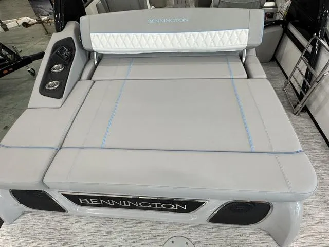 Slide: The Image of Bennington Q Swingback 25 QSBA 2025 - 7