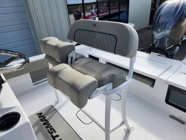 Slide: The Image of Sportsman Masters 227 Bay Boat 2025 - 13