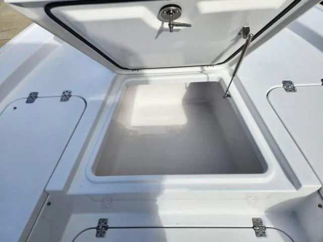 Slide: The Image of Sportsman Masters 227 Bay Boat 2025 - 8