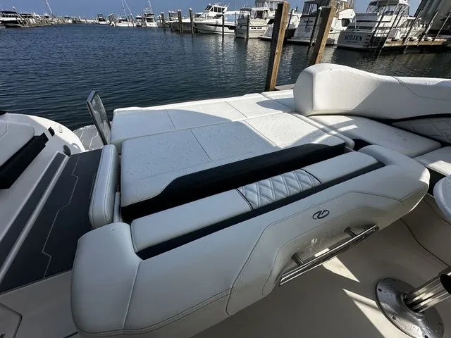 Slide: The Image of Regal 3300 2022 - 16