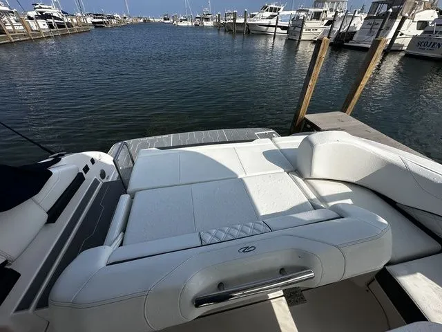 Slide: The Image of Regal 3300 2022 - 17