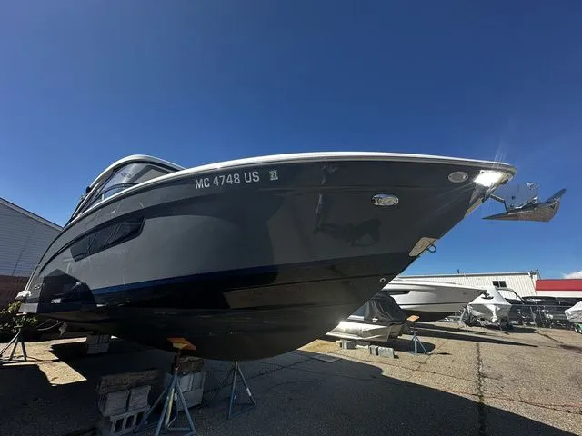 Slide: The Image of Regal 3300 2022 - 3