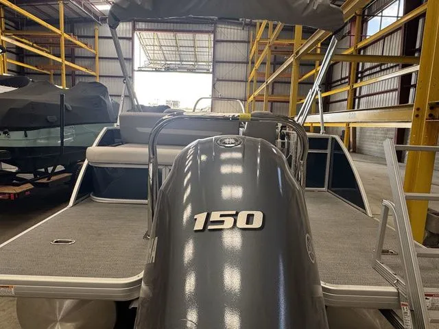 Slide: The Image of Godfrey EX 2286 SFLX 2025 - 4