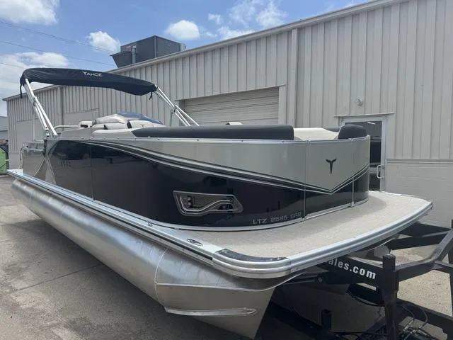 Slide: The Image of Tahoe LTZ 2385 CRB 2025 - 5