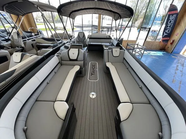 Slide: The Image of Tahoe Cascade 2585 VRL 2025 - 6